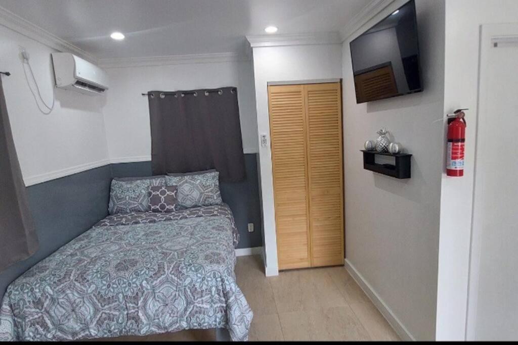 Apartmán Budget & Basic In Local Neighborhood, 7Min Drive To Downtown Nassau Beach Paradise Exteriér fotografie